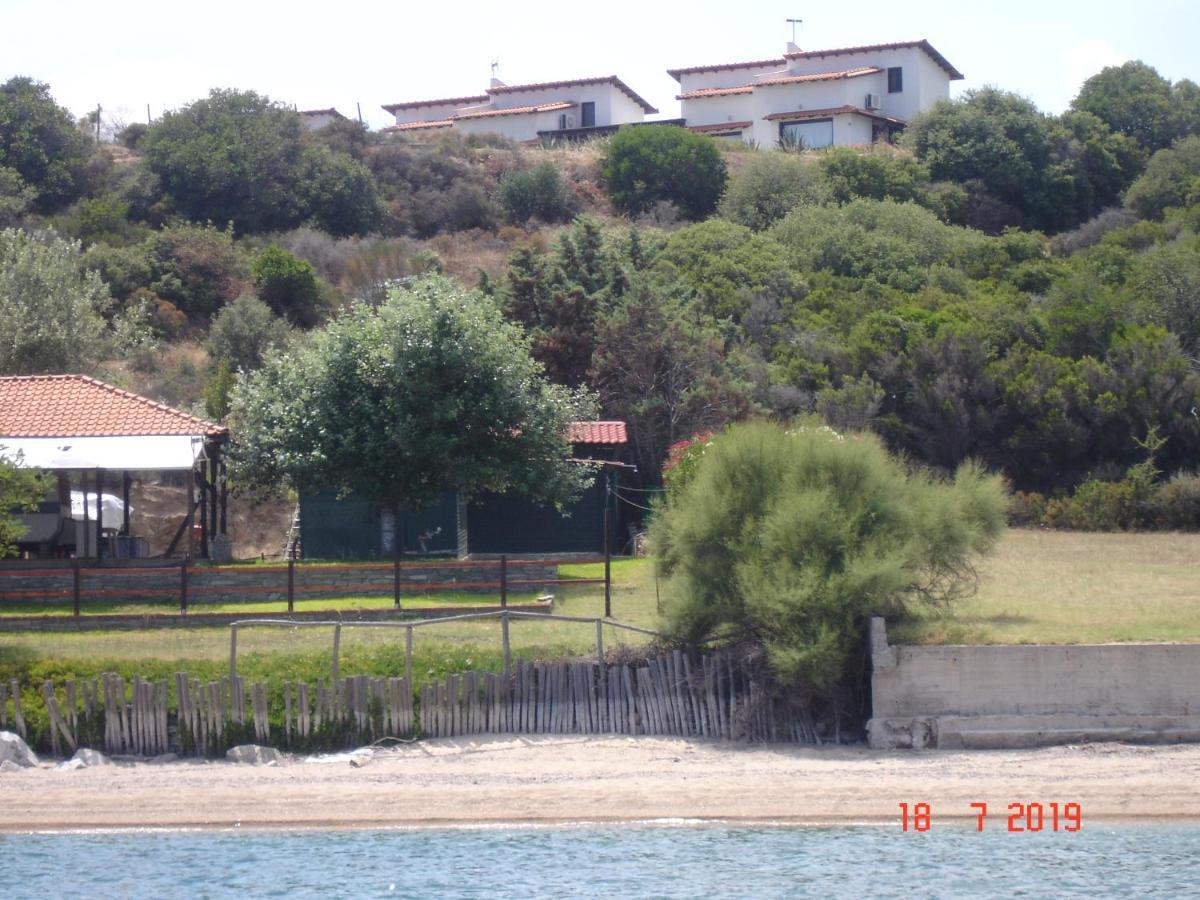 Katevi Luxury Seafront Villa Ierissós Exterior foto